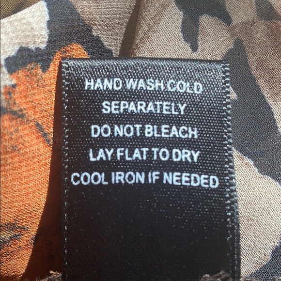 BELLATRIX•BLOUSE - Picture 10 of 10